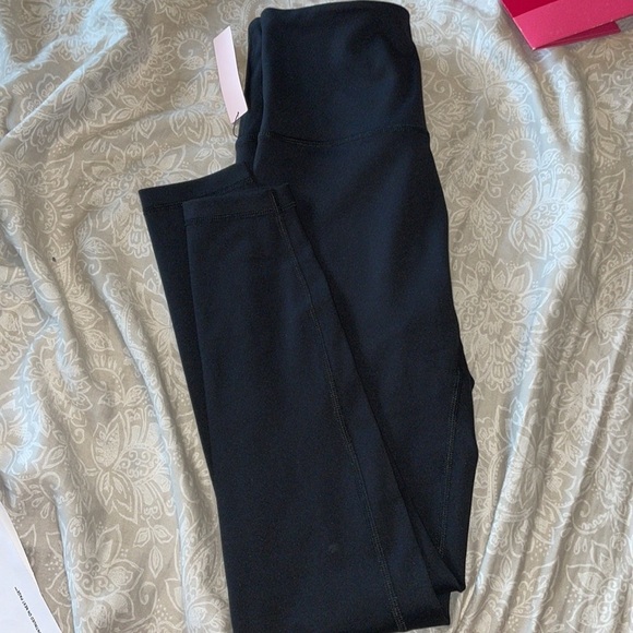 Victoria secret leggings​​​​​​​ - Picture 3 of 6